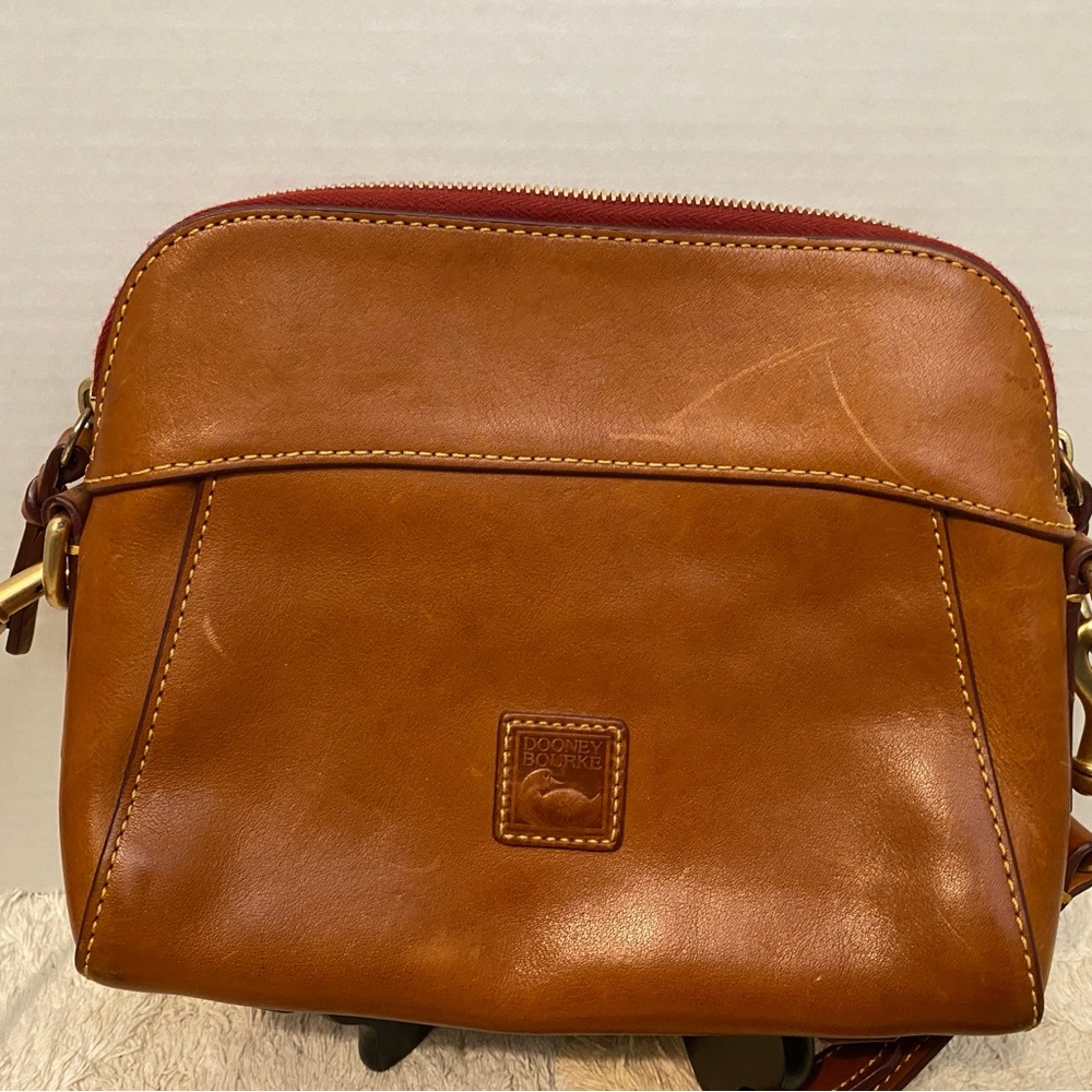 Dooney & Bourke Florentine Cameron crossbody purse